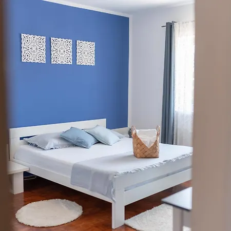 Maksan 公寓 Pakoštane