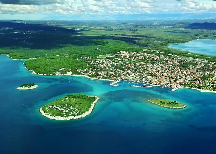 아파트 Maksan 파코스탄