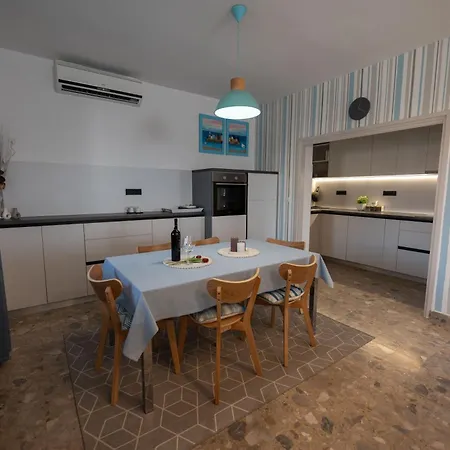 Maksan Apartment Pakoštane