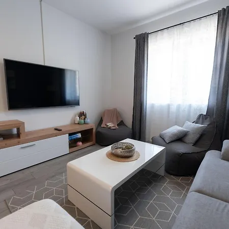 Maksan Apartment