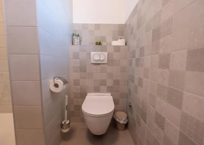 Maksan Пакоштане